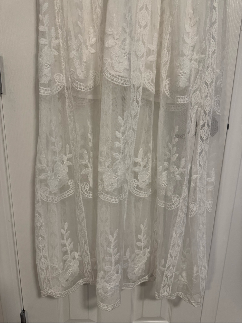 White Lace Maxi Dress with Deep V and Side Slit NWOT - Picture 6 of 8